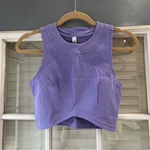 Lululemon cropped tank top
